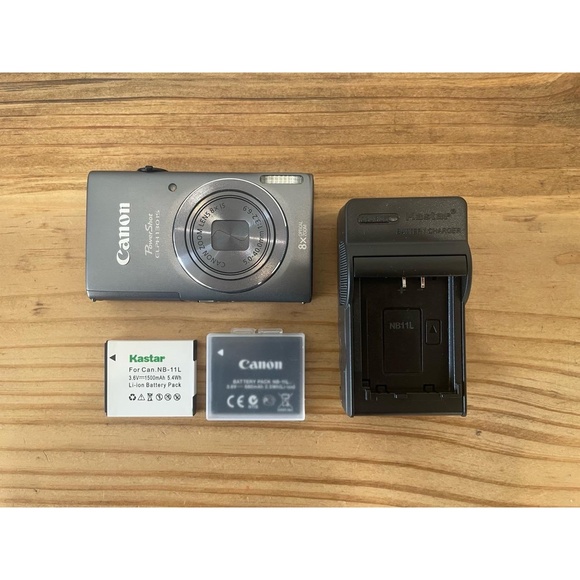 Canon Powershot Elph130is bundle-read - Picture 1 of 4